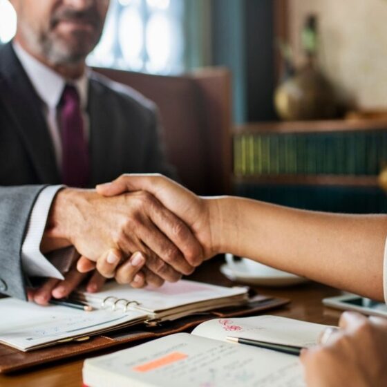 How Much Does A Corporate Lawyer Make In An Hour