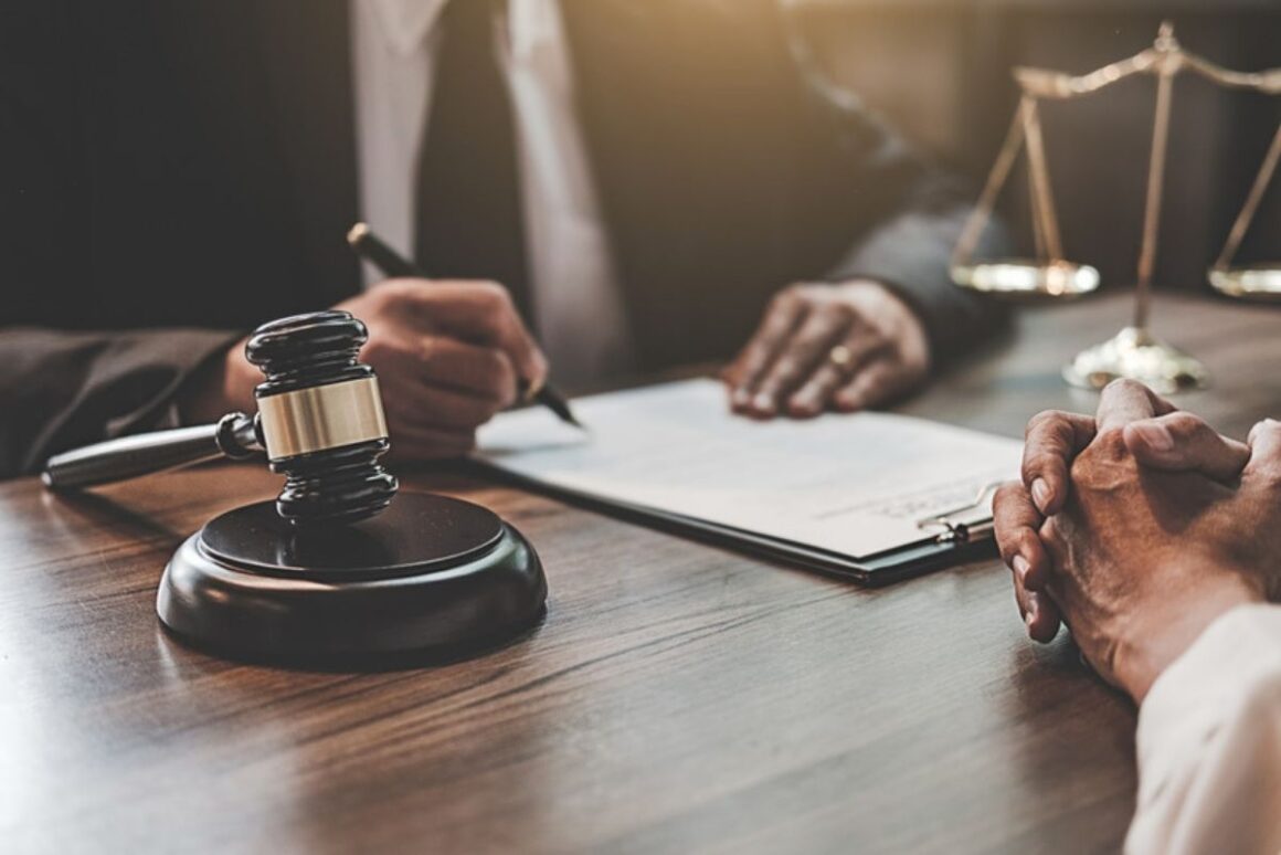 When Should I Get A Lawyer For Worker Comp